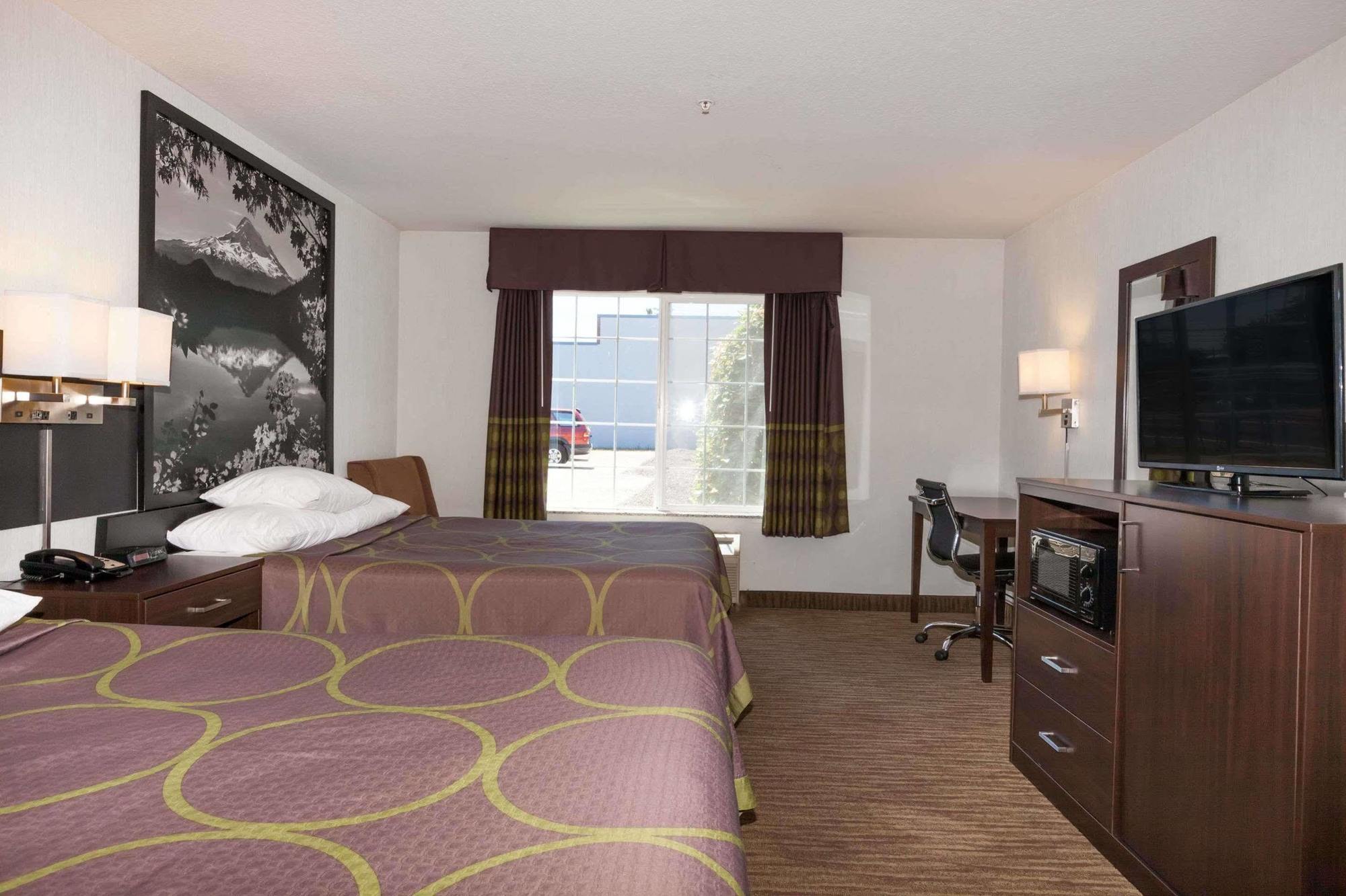 מלון Super 8 By Wyndham Gresham/Portland Area Or מראה חיצוני תמונה